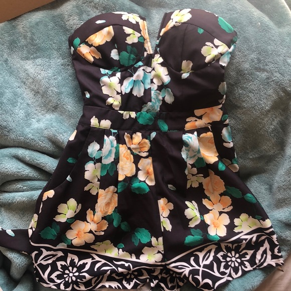 Pants - Floral playsuit